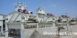 陕西榆林某洗砂厂用高服脱水筛将砂子和泥水分离