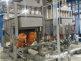 矿用直线筛客户现场