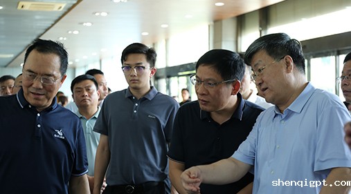 【新乡网】新乡市领导调研振动筛分产业链及企业上市工作