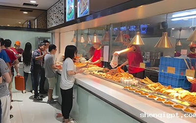 学校食堂